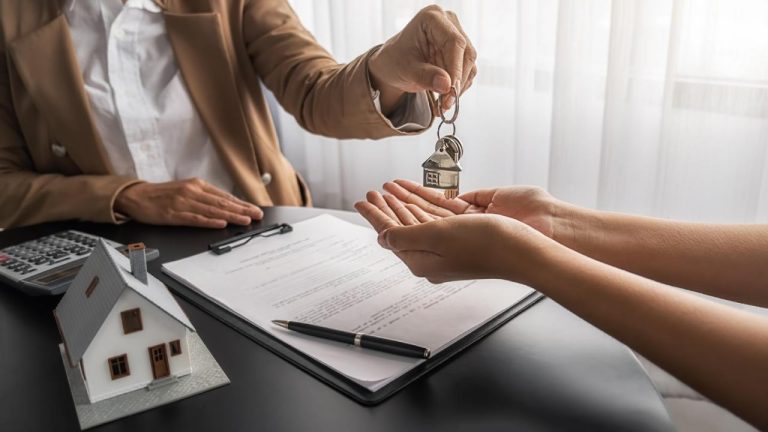 Quando regularizar um imóvel antes de vender?