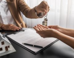 Quando regularizar um imóvel antes de vender?